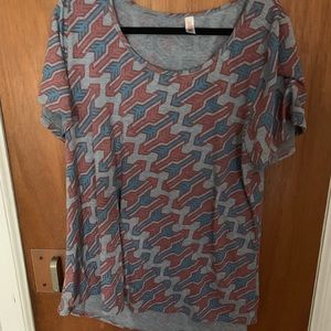 LuLaRoe Grey Arrow Classic T - 2XL